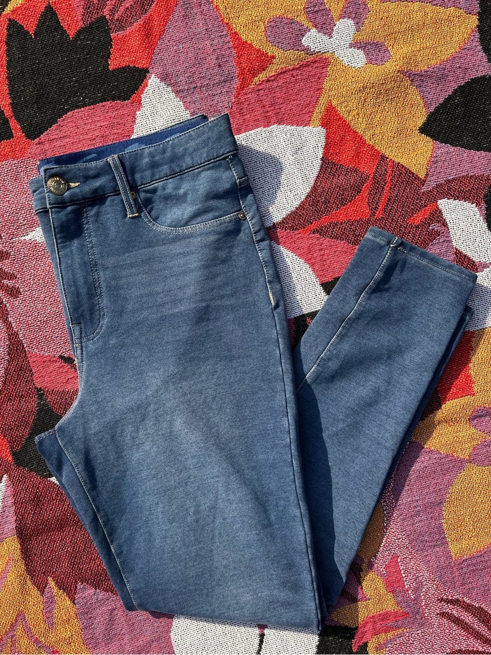 Seven7 Everyday Legging Jeans Medium Blue Wash NWT